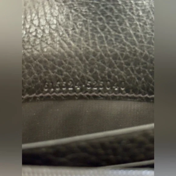 Gucci Black Pebbled Leather Wallet - Picture 8 of 13